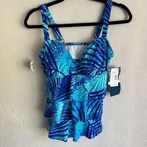 SHAPE Solver Safari Stripe Triple Tier Swim Tankini , Size  8